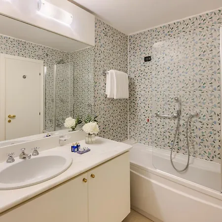 バルチェッタ エクセルシオール ホテル 4*