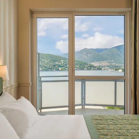 Barchetta Excelsior Como