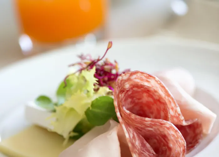 Barchetta Excelsior Комо