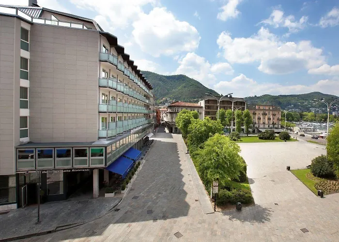 Barchetta Excelsior מלון